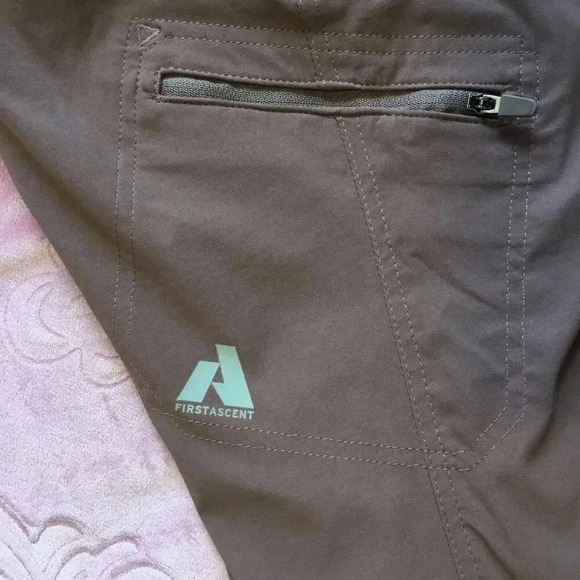 Eddie Bauer First ascent Cargo Hiking Lightweight Outdoor Pants Dark tan SZ P 6 - Picture 6 of 12